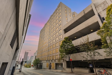 Bennie Dillon unit 208, Nashville, TN 37203 - photo 2