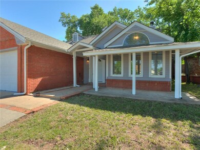 920 N Blackwelder Ave, Edmond, OK 73034 - photo 4