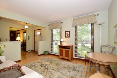 Flexible space, currently used a music room, could