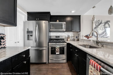 Great Lakes Tower unit 136, Detroit, MI 48207 - photo 6