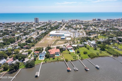 1199NHalifaxAveDaytonaBeach-11