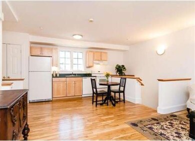 419 Norfolk St unit 2E, Somerville, MA 02143 - photo 2