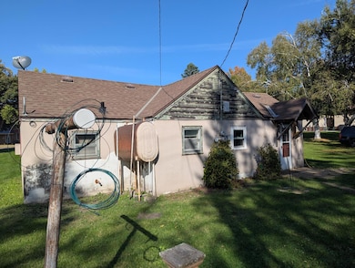 616 E Adolphus Ave, Fergus Falls, MN 56537 - photo 7