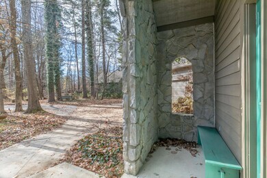 Front Alcove