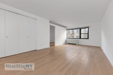 Bryn Mawr Apartments unit 7A, New York, NY 10065 - photo 3