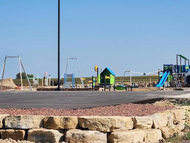 1601 Fred Schunk Ct, Waunakee, WI 53597 - photo 6