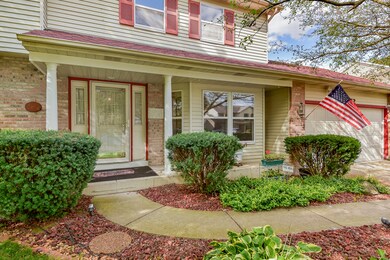 562 Bovidae Cir, Naperville, IL 60565 - photo 2