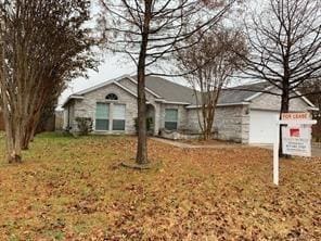 326 Beaumont Dr, Weatherford, TX 76086 - photo 2