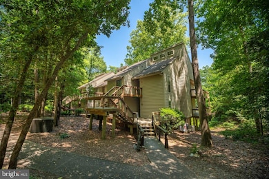 54 Villa Ridge Dr unit C, Hartfield, VA 23071 - photo 2