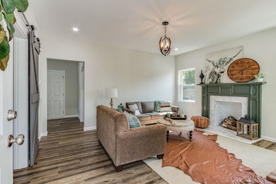 508 Sandusky St, Shelbyville, TN 37160 - photo 5