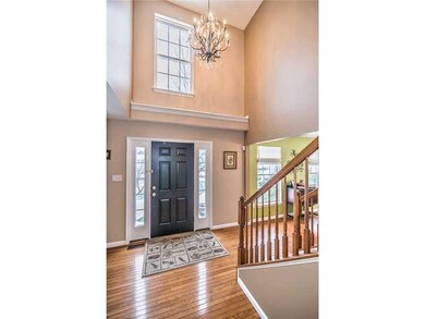 Entry/Foyer.