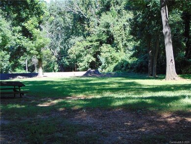 426 W Bell St unit 26, Statesville, NC 28677 - photo 2