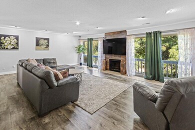 1214 Lake Shore Dr unit C, Columbus, OH 43204 - photo 4