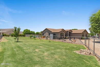 06-Front of home and side yard