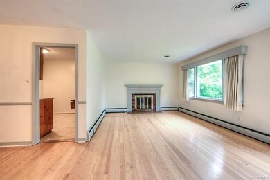 808 Penola Dr, Henrico, VA 23229 - photo 4