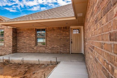 1913 Shadow Wood, Shawnee, OK 74804 - photo 2