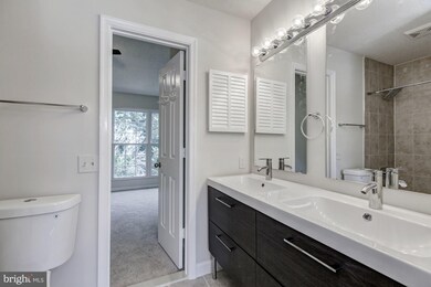 7239 Parsons Ct, Alexandria, VA 22306 - photo 3