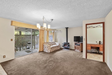 1891 NE Beacon Dr, Grants Pass, OR 97526 - photo 3