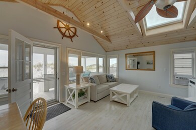 28 Concord Ave unit 2, Hampton, NH 03842 - photo 3