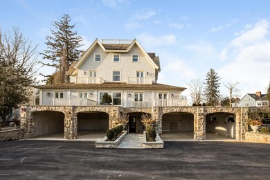 165 Shore Rd unit B, Old Greenwich, CT 06870 - photo 2