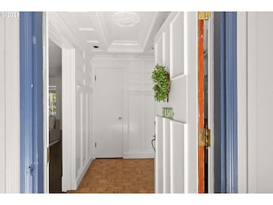 7450 SW Canyon Rd, Portland, OR 97225 - photo 6