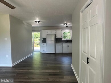 29577 Edison Ct, Mechanicsville, MD 20659 - photo 4