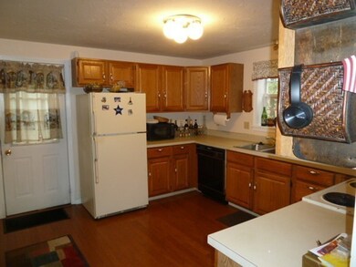 34 Bridlecross Rd, Leominster, MA 01453 - photo 3