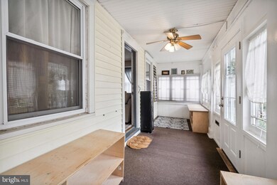 221 W Franklin Ave, Collingswood, NJ 08108 - photo 4