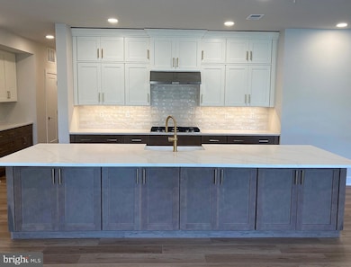 21 Mill Creek Dr unit 11, Doylestown, PA 18901 - photo 4