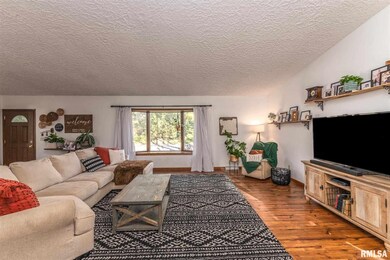 4419 Canterbury Ln, Davenport, IA 52806 - photo 7