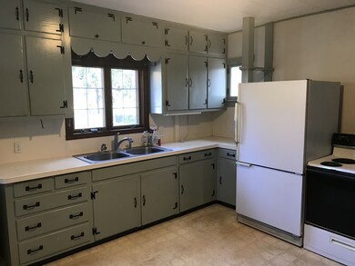 69 Plain St, Rockland, MA 02370 - photo 7