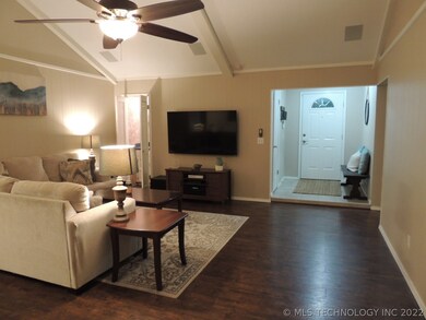 2504 E Fort Worth St, Broken Arrow, OK 74014 - photo 3