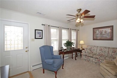 556 Pisgah Ridge Cir, Hiddenite, NC 28636 - photo 6