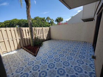 616 Executive Center Dr unit 107, West Palm Beach, FL 33401 - photo 7