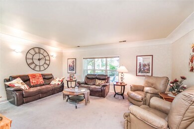 1804 Hawthorne Dr, Cedar Falls, IA 50613 - photo 4