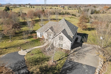 3001 McGill Creek Rd Rocheport, MO 65279