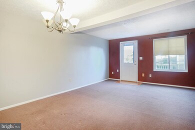 5815 Whitfield Ct, Frederick, MD 21703 - photo 7