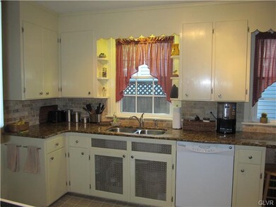 333 W Main St, Bath, PA 18014 - photo 7