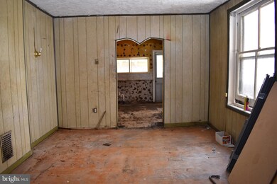 1346 N 29th St, Philadelphia, PA 19121 - photo 4