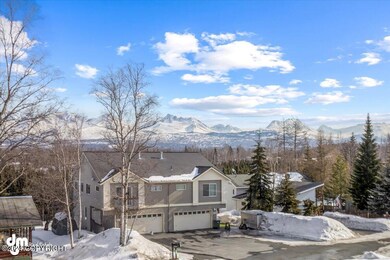 Front Deck - Mountain Views