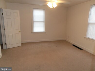 5210 Brinkley Rd unit A, Temple Hills, MD 20748 - photo 6