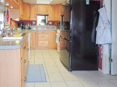 1813 Mike Hill Dr, El Paso, TX 79936 - photo 5