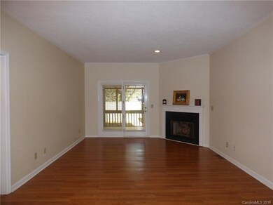 217 Ramsey Ct unit 217, Statesville, NC 28677 - photo 4