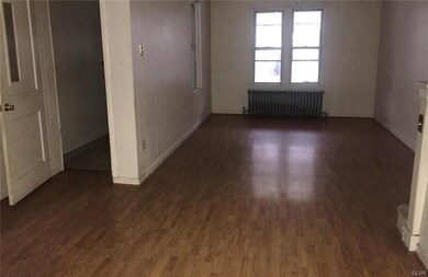 519 Harrison St, Allentown, PA 18103 - photo 2
