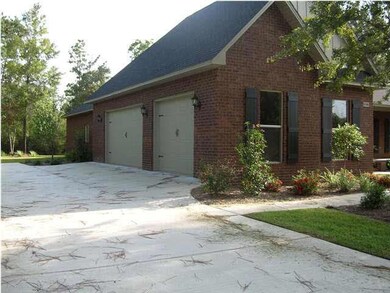 HAVE MORE THEN 2 CARS, JET SKI, BOAT OR GOLF CART, YOU HAVE ROOM NOW, 3 CAR GARAGE!!!