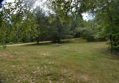 104 Laundromat Rd, Thornton, NH 03285 - photo 2