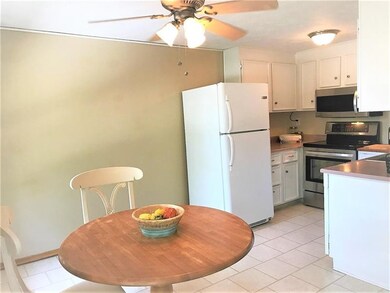 Bright kitchen!