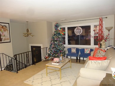 18 Donnelly Dr, Rensselaer, NY 12144 - photo 6