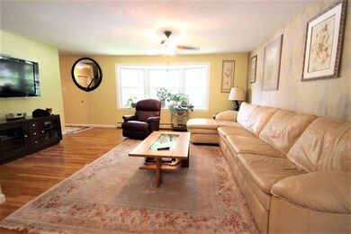 9 Pleasant View St, Methuen, MA 01844 - photo 4