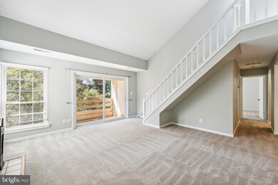 6605 Jupiter Hills Cir unit G, Alexandria, VA 22312 - photo 2